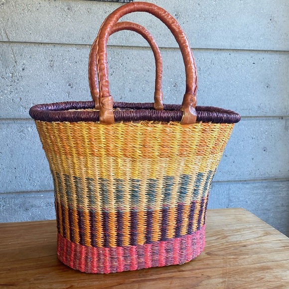 Handcrafted Leather & Woven Straw Market Bag - Picture 1 of 8